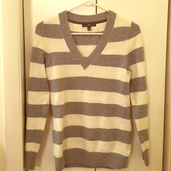 GAP gray and white striped sweater