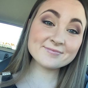 Meet your Posher, Kourtney