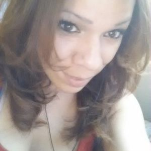 Meet your Posher, Isabel