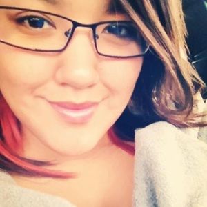 Meet your Posher, Felicia