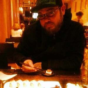 Meet your Posher, Thom