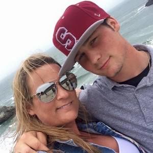 Meet your Posher, Stacie