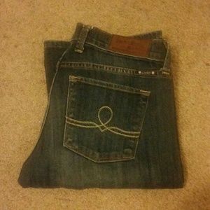 Lucky Brand Sofia boot cut jeans SIZE26/2