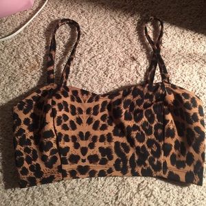 Forever 21 crop top 😎