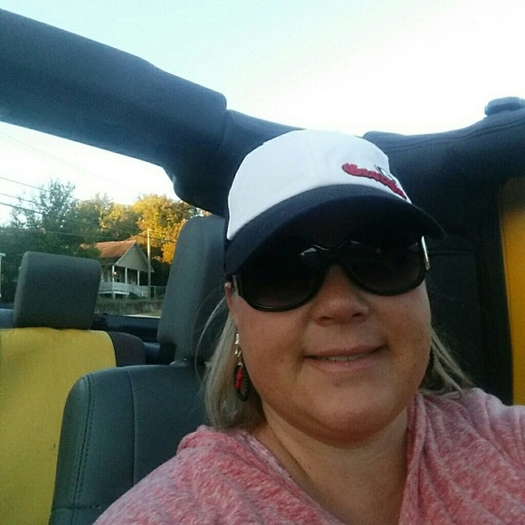 Meet your Posher, Dixie - Picture 1 of 1