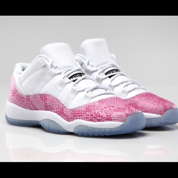 nike air force 1 low white university blue