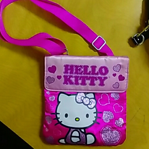 Hello kitty over the shoulder purse