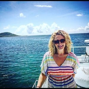 Meet your Posher, Courtney