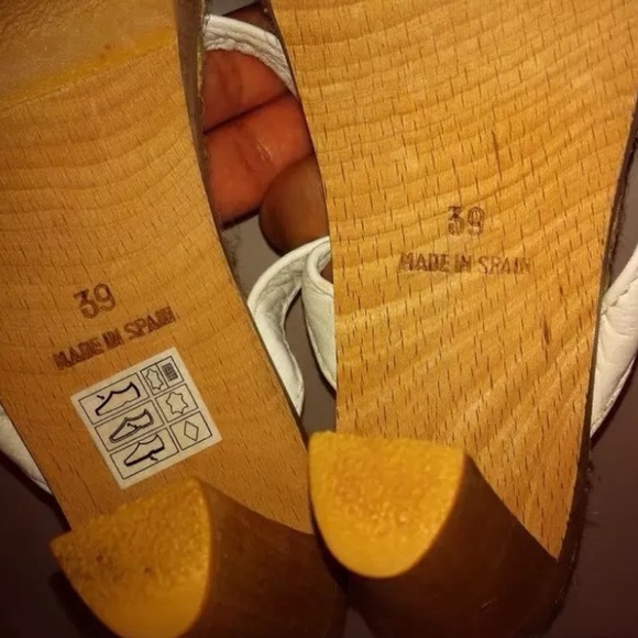 Beautiful Michael Kors size 39 sandals FOR TRADE - Picture 3 of 4