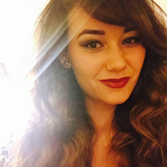 Meet your Posher, Christina
