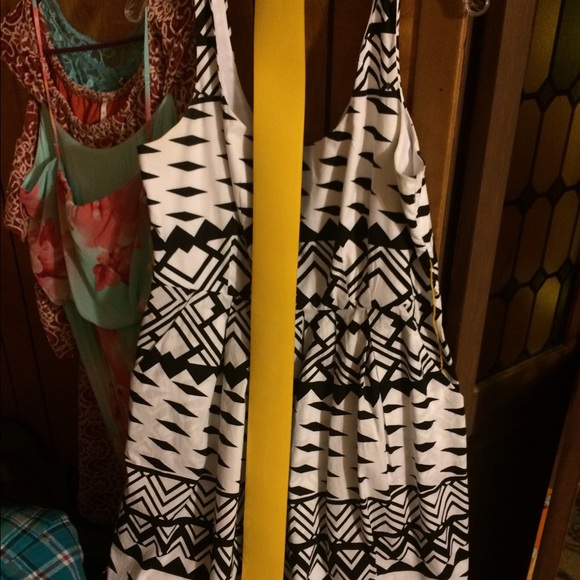 Dress with belt