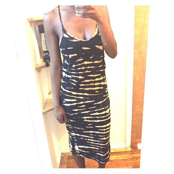 Forever 21 Dresses & Skirts - Black tie die dress!!!