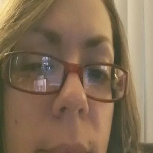 Meet your Posher, Carrie