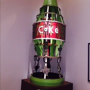 Meet your Posher, Phyllis