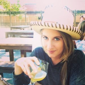 Meet your Posher, Sammie