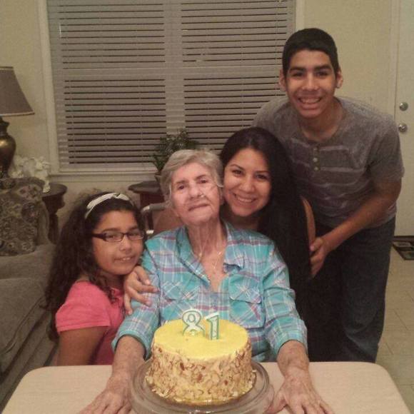 Meet your Posher, Gabi - Picture 1 of 1