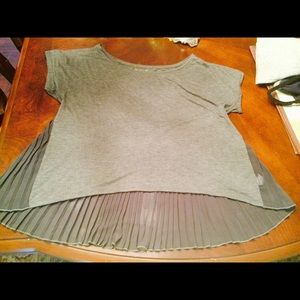 American eagle ruffled ladies tee