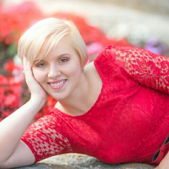 Meet your Posher, Allison