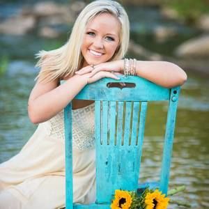 Meet your Posher, Natalie