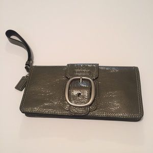 Coach clutch/wristlet