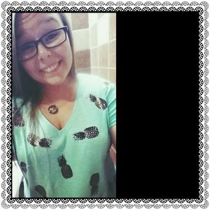 Meet your Posher, Kaylin