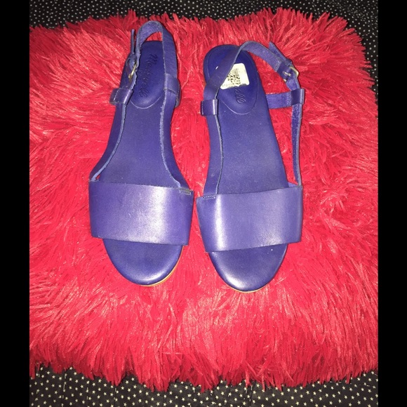 Authentic leather sandals