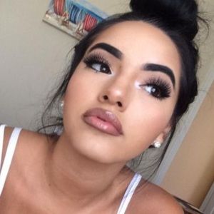 Meet your Posher, Bryor