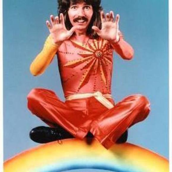 Meet your Posher, Antonia - Picture 1 of 1