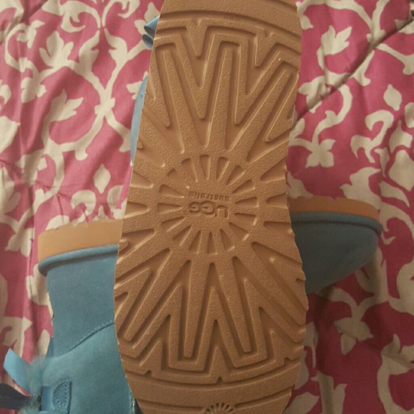 Ugg Australia Bailey Bow - Picture 2 of 4