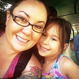 Meet your Posher, Leslie