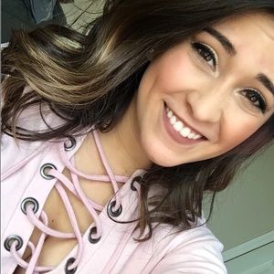 Meet your Posher, Ashley