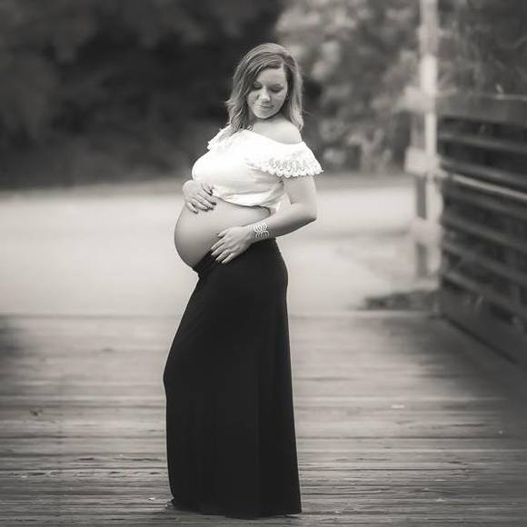 Meet your Posher, Tiffany - Picture 1 of 1