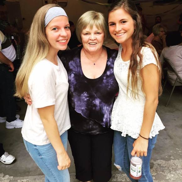 Meet your Posher, Kelsey