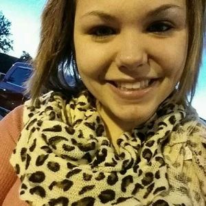 Meet your Posher, Lyndsay