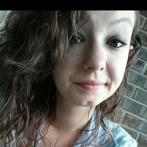 Meet your Posher, Jenifer