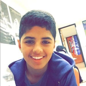 Meet your Posher, Ayed
