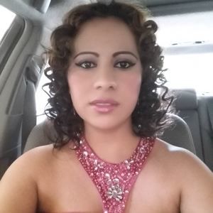 Meet your Posher, Violeta