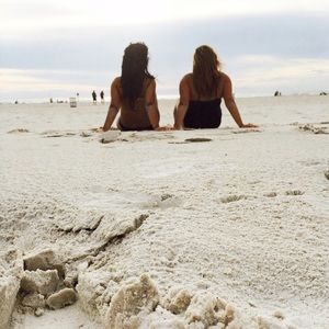 Meet your Posher, Raven