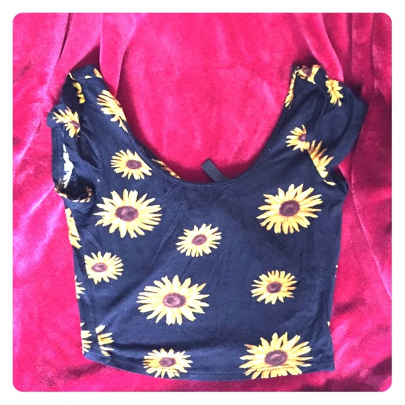 Sunflower crop top. Like new. Never worn. - Picture 1 of 2