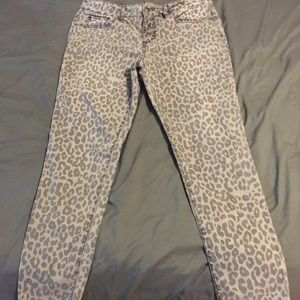 Leopard print jeans