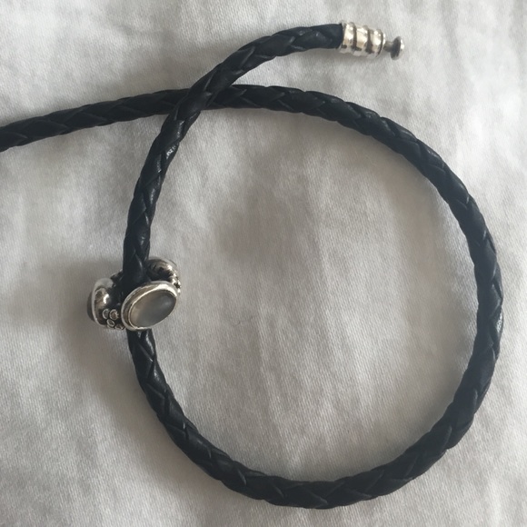 Pandora Jewelry - Gorgeous Pandora Charm 💖