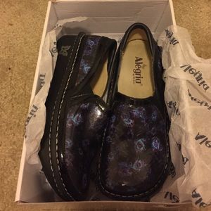 Alegria shoes size 38