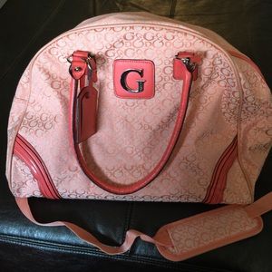 Guess travel weekend bag