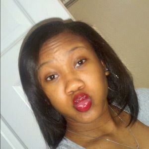 Meet your Posher, Ivle