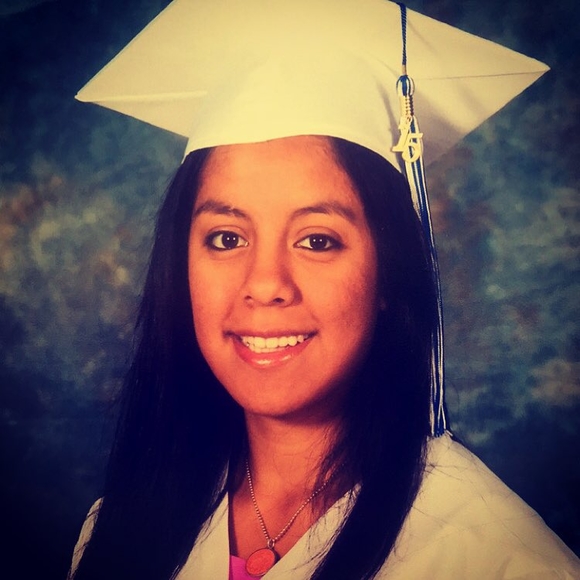 Meet your Posher, Daniela - Picture 1 of 1