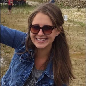 Meet your Posher, Ashley