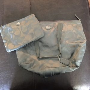 Coach getaway travel kit