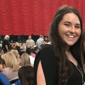 Meet your Posher, Lindsey