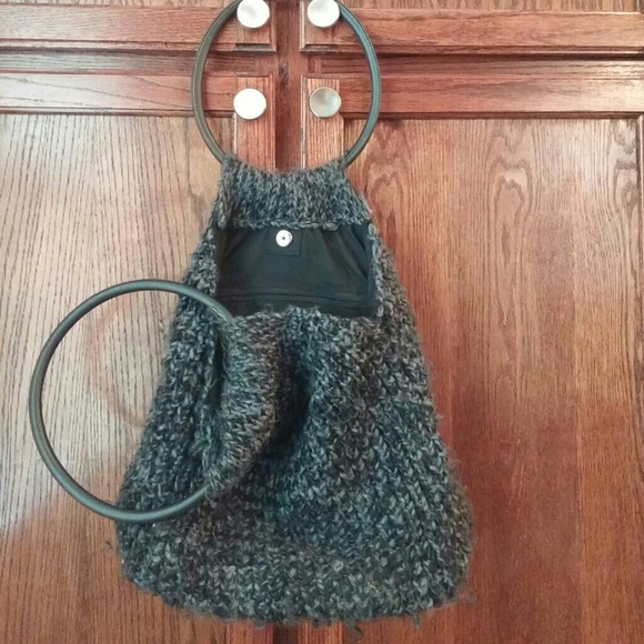 Knitted Purse $10 or Free with $25 purchase!! - Picture 2 of 3