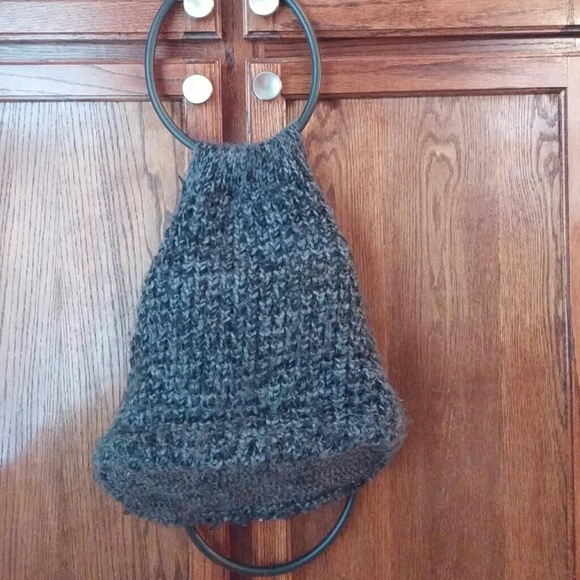 Knitted Purse $10 or Free with $25 purchase!! - Picture 3 of 3